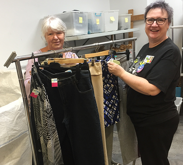 rspca qld volunteers sorting donations 2019